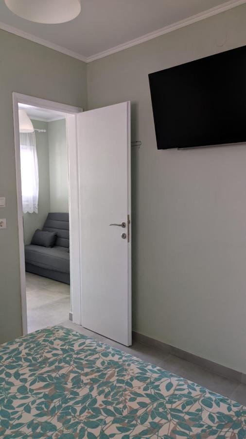 Garlis Apartments Psakoudia Exterior photo